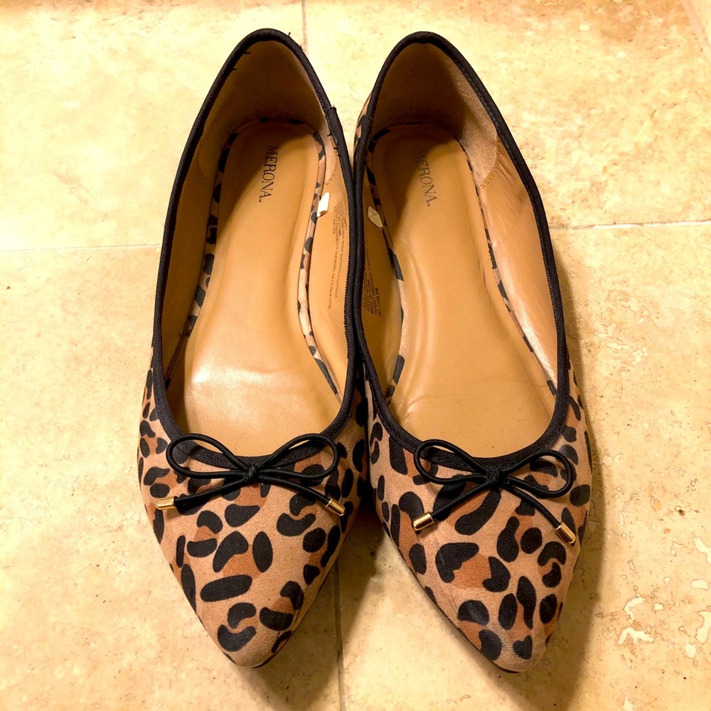 Leopard pointed toe flats